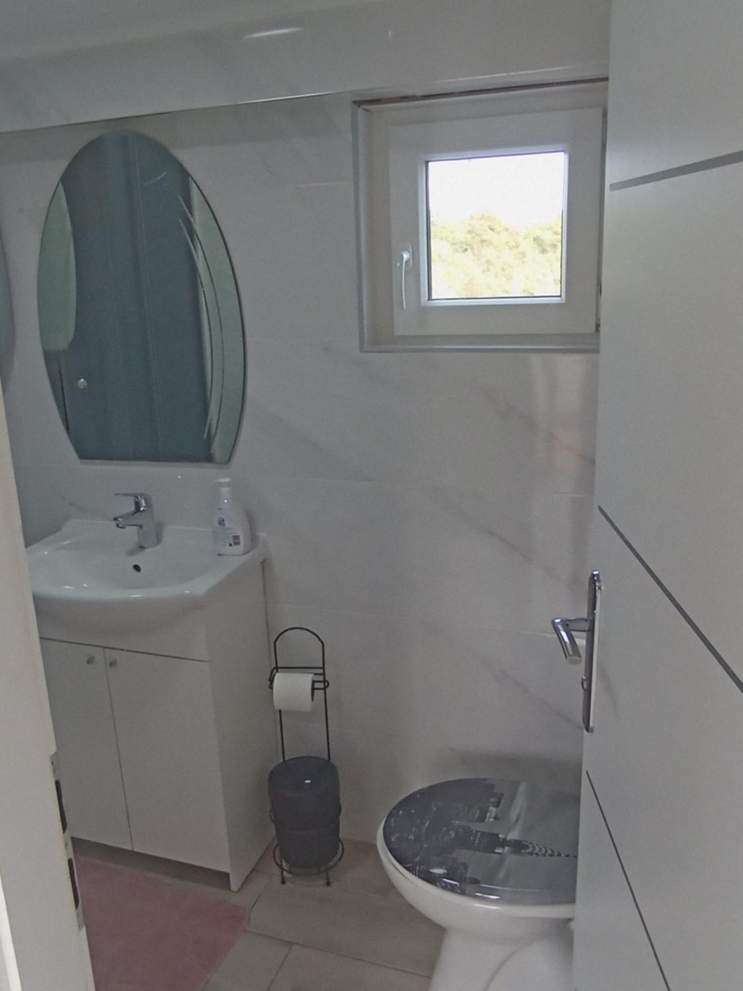 Apartman Lana Lozovac Eksteriør billede